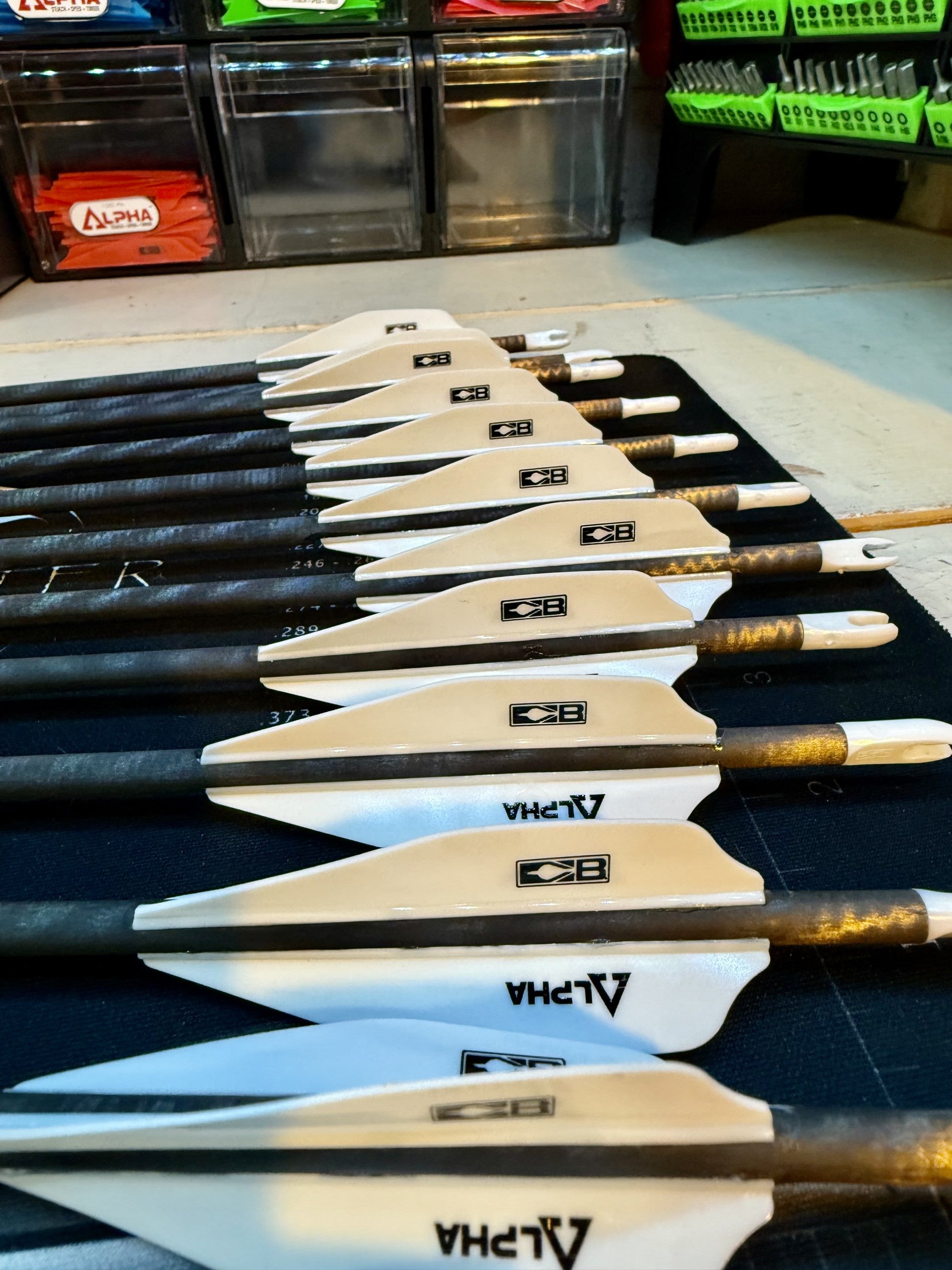 Quiver Licker Custom Arrow Set - Hunting Camp Outdoor Supplies